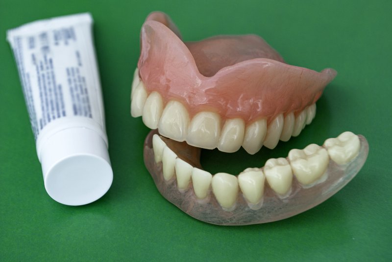 The Pros and Cons of Denture Glue